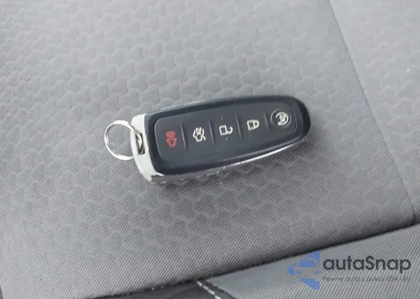 2019 Ford Escape Se from USA, damaged, VIN 1FMCU9GD6KUA94603